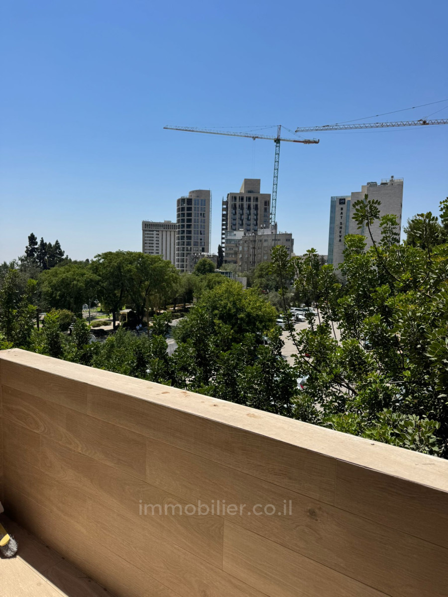 Apartamento 4 cômodos Jerusalém Centro da cidade 245-IBL-1943