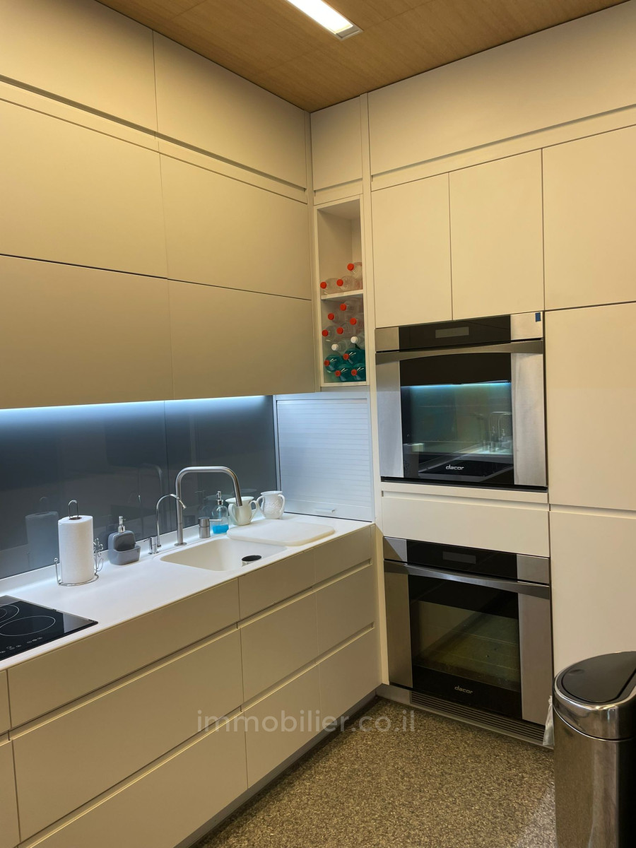 Apartamento 5 cômodos Jerusalém Talbieh 245-IBL-1950