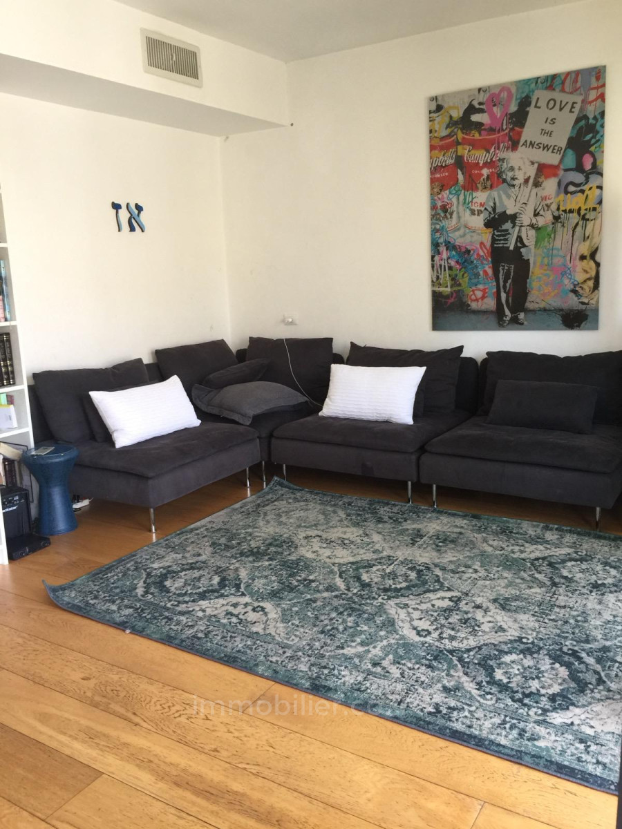 Duplex 4 cômodos Tel Aviv Florentine 245-IBL-1951