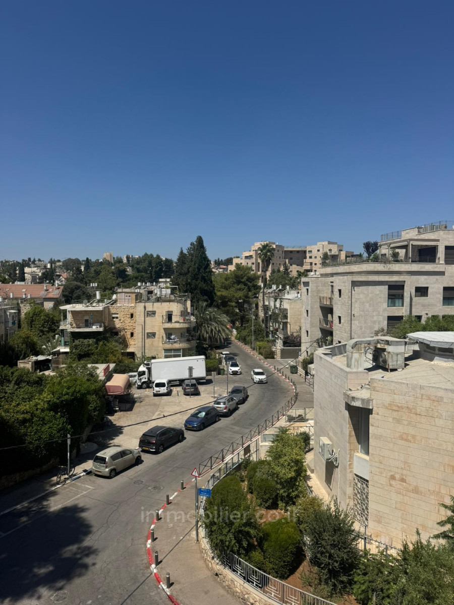 Apartamento 3 cômodos Jerusalém Moshava Germanit 245-IBL-1954