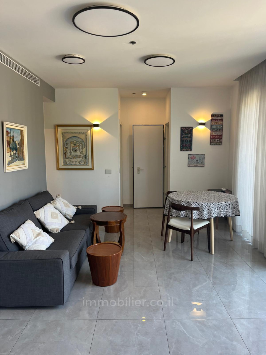 Apartamento 3 cômodos Jerusalém Moshava Germanit 245-IBL-1954