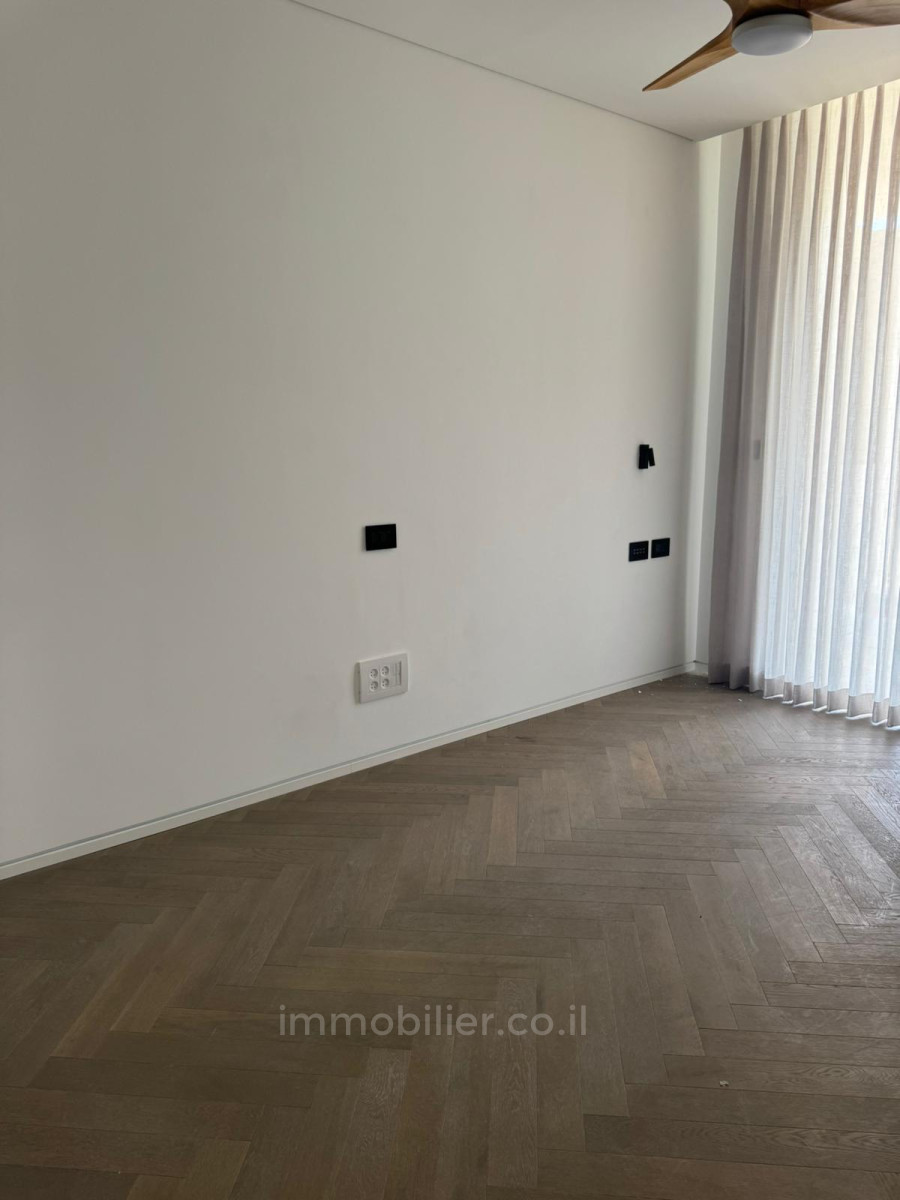Apartamento 5 cômodos Jerusalém Talbieh 245-IBL-1955