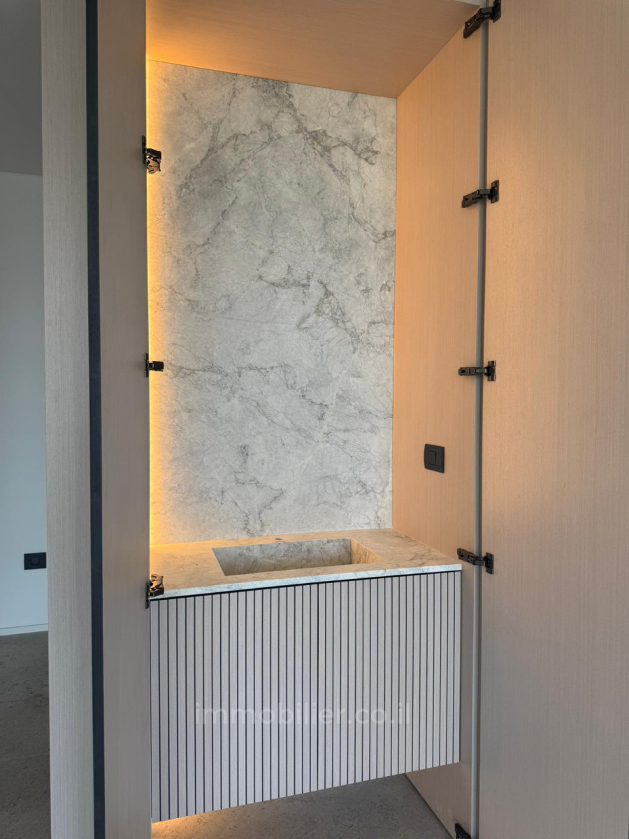 Apartamento 5 cômodos Jerusalém Talbieh 245-IBL-1955