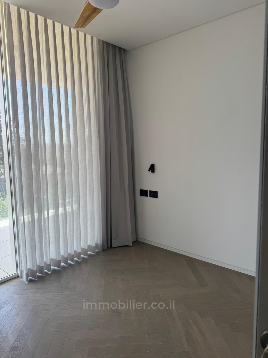 Apartamento 5 cômodos Jerusalém Talbieh 245-IBL-1955