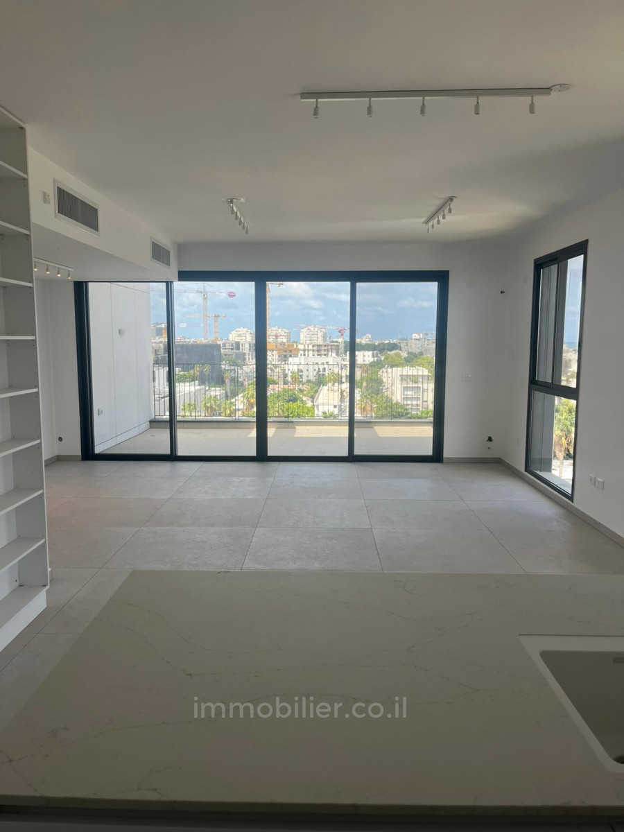 Cobertura 4 cômodos Tel Aviv tel aviv north 245-IBL-1957