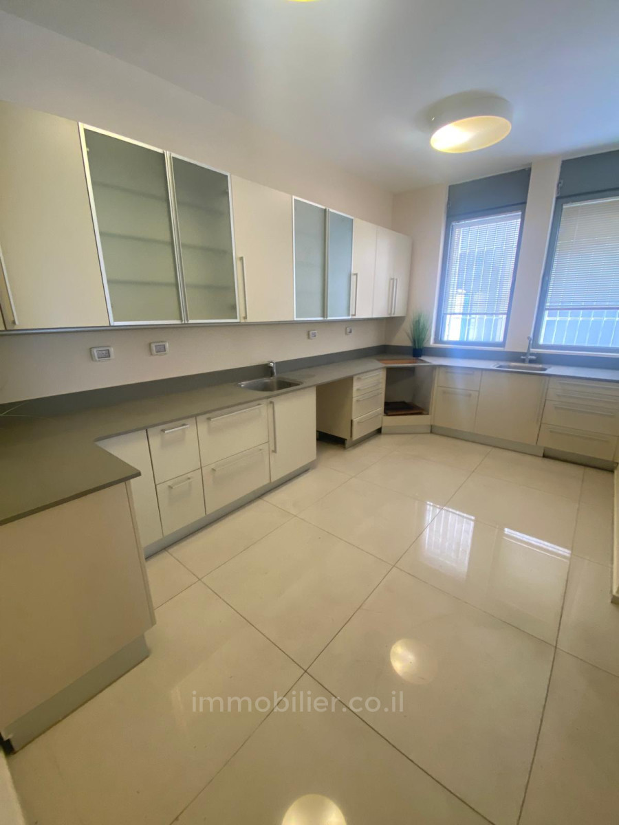  6 cômodos Jerusalém Talpiot 245-IBL-1958