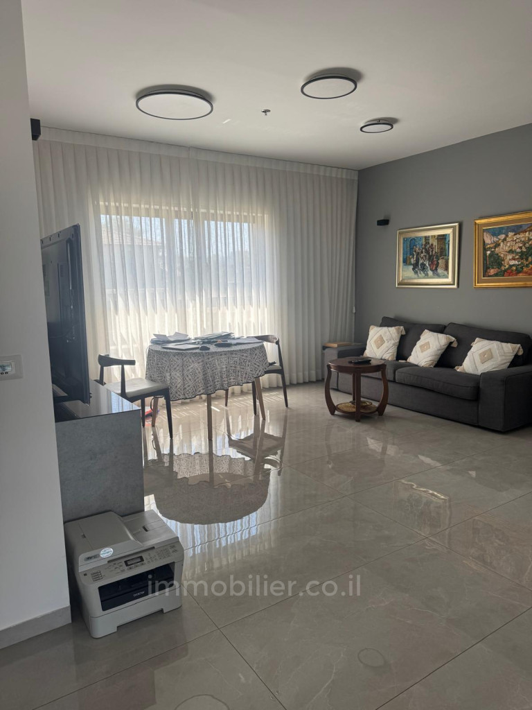 Apartamento 3 cômodos Jerusalém Moshava Yevanit 245-IBL-1959