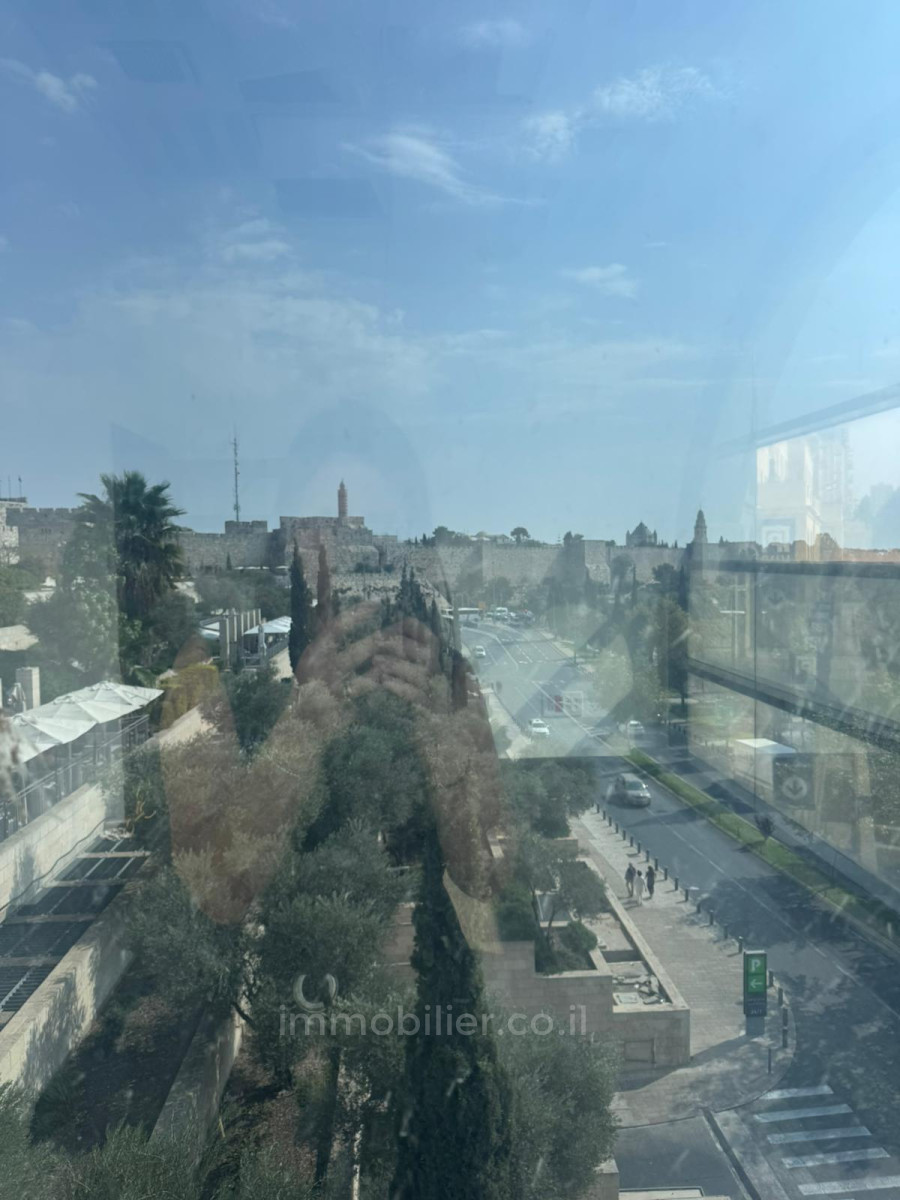 Escritórios 10 cômodos Jerusalém Mamila 245-IBL-1961