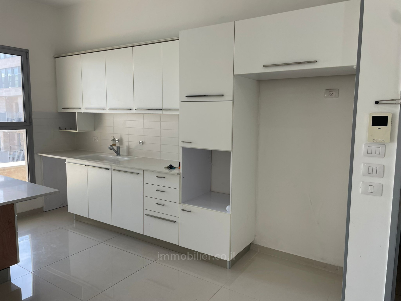 Apartamento 4 cômodos Jerusalém Baka 245-IBL-1962