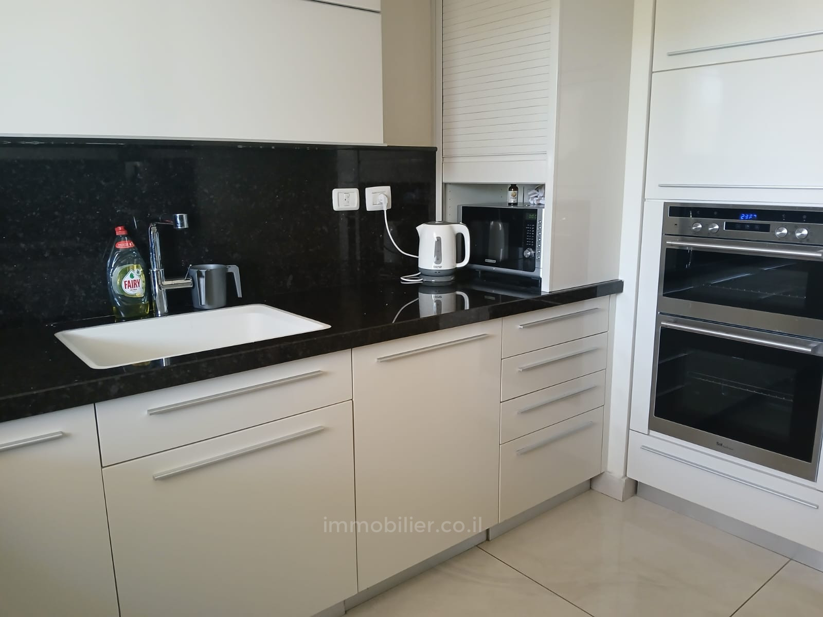 Apartamento 4 cômodos Jerusalém Mamila 245-IBL-1963