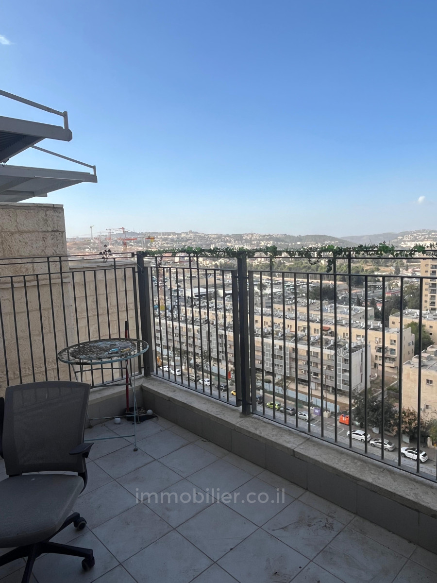 Apartamento 3 cômodos Jerusalém Arnona 245-IBL-1965