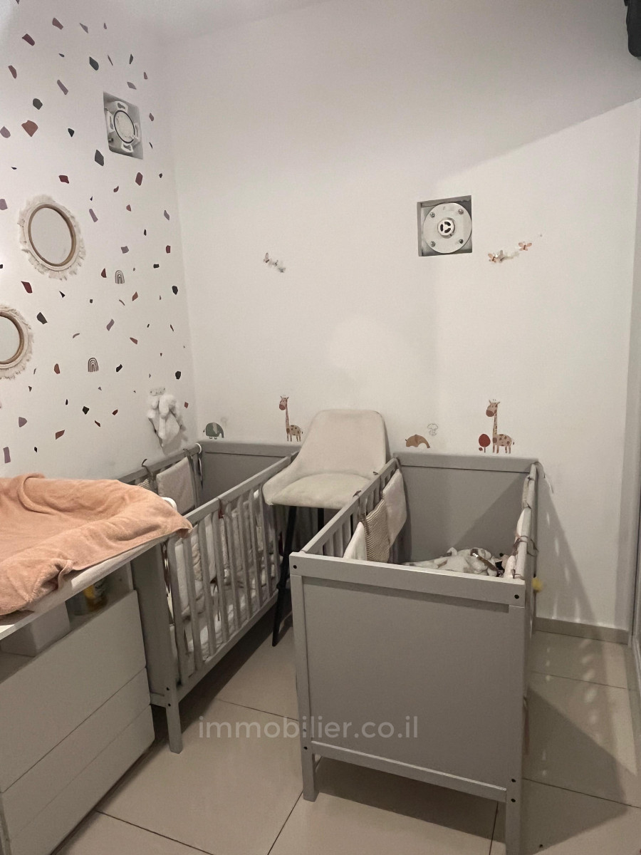 Apartamento 3 cômodos Jerusalém Arnona 245-IBL-1965