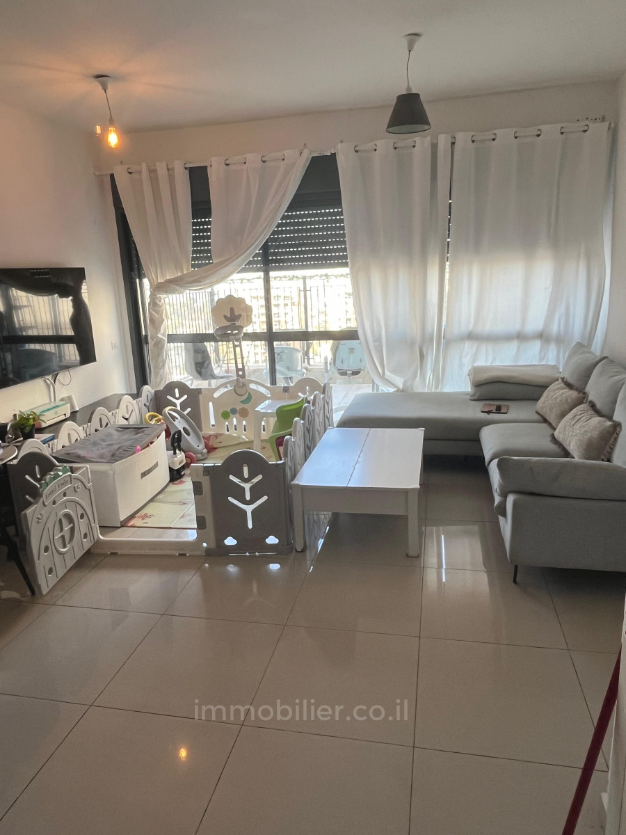 Apartamento 3 cômodos Jerusalém Arnona 245-IBL-1966