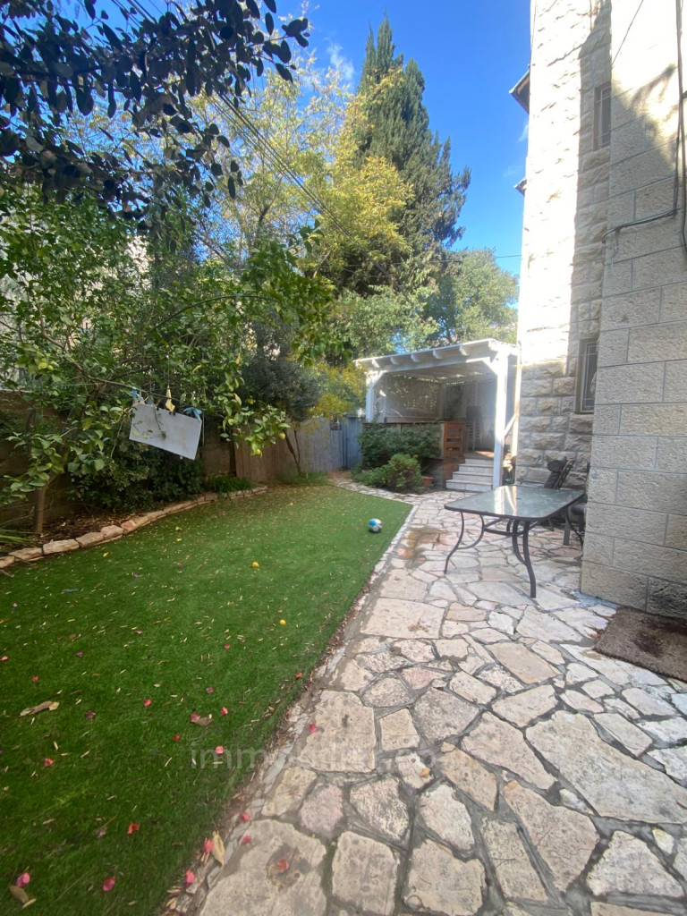 Duplex 5 cômodos Jerusalém Katamon hayeshana 245-IBL-1967