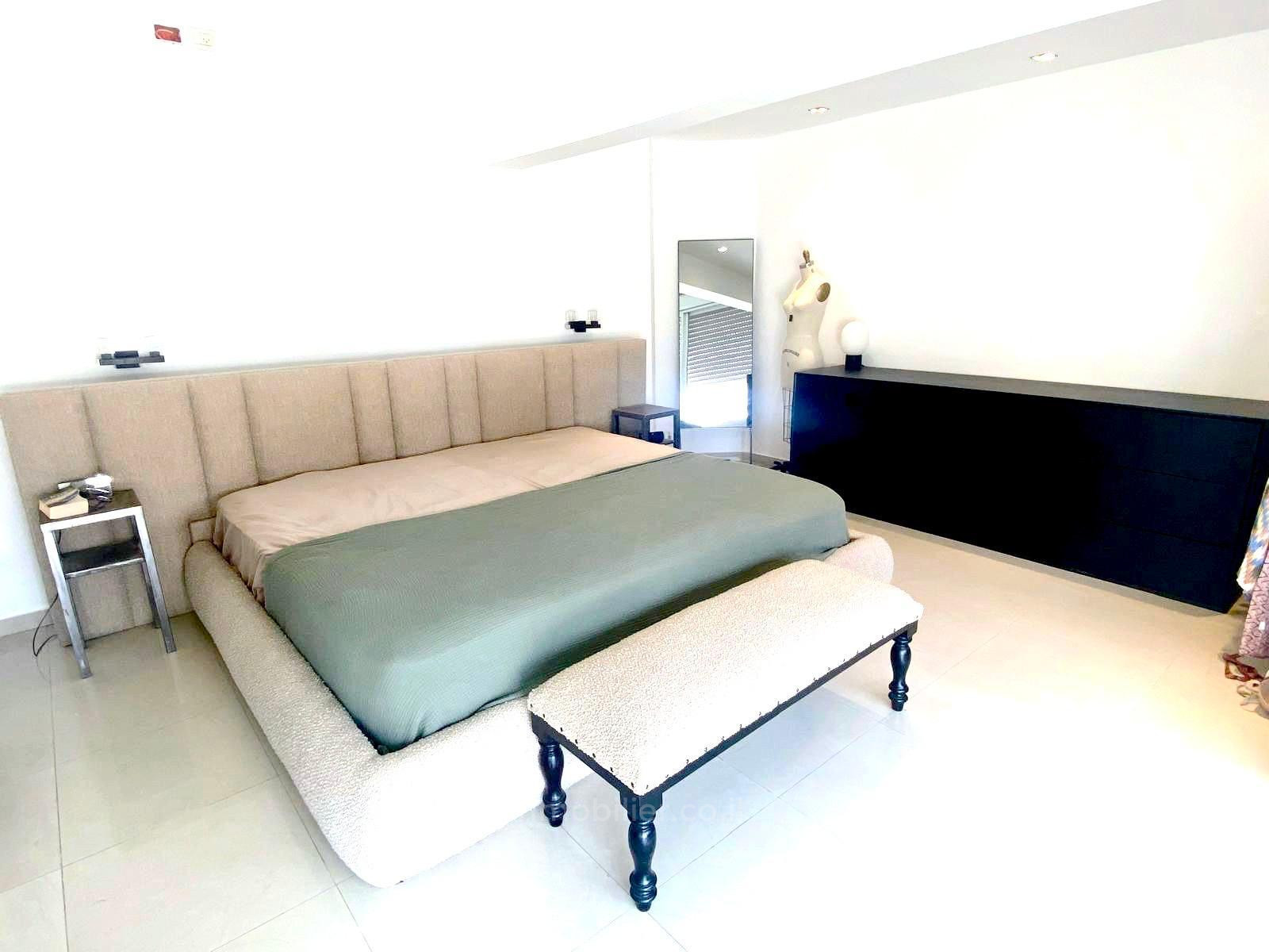 Duplex-Cobertura 5 cômodos Netanya Kikar 245-IBL-1971