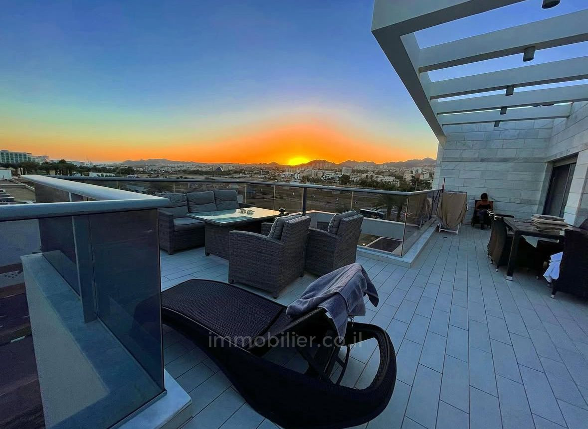 Cobertura 5 cômodos Eilat Bairro dos Hotéis 288-IBL-212