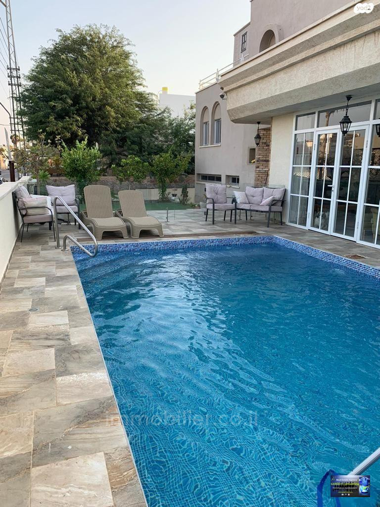 Casarão 8.5 cômodos Eilat Ganim aleph 288-IBL-221