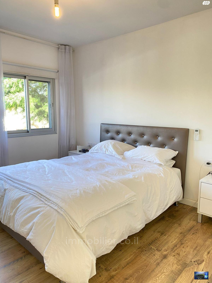 Casarão 8.5 cômodos Eilat Ganim aleph 288-IBL-221