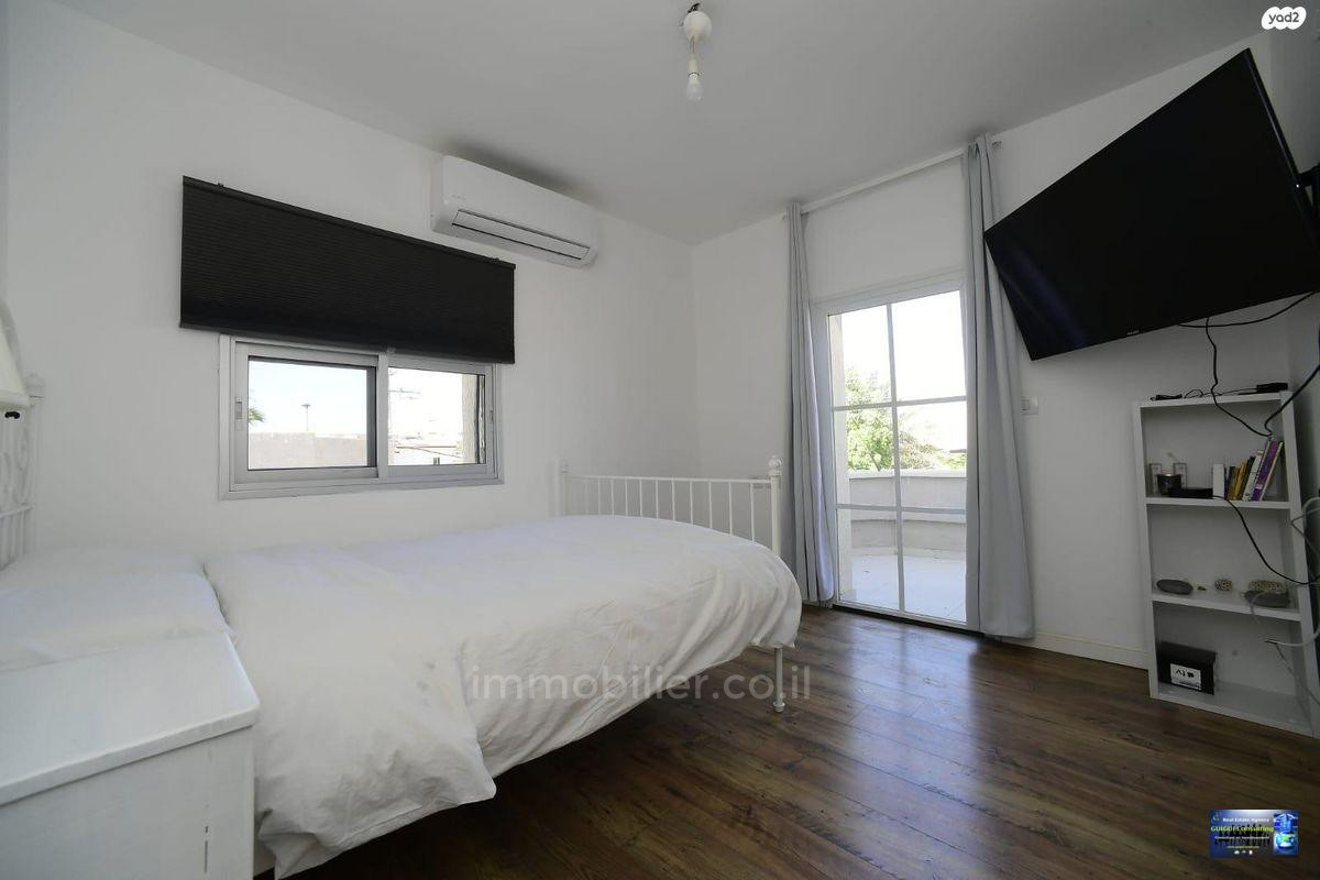 Casarão 8.5 cômodos Eilat Ganim aleph 288-IBL-221