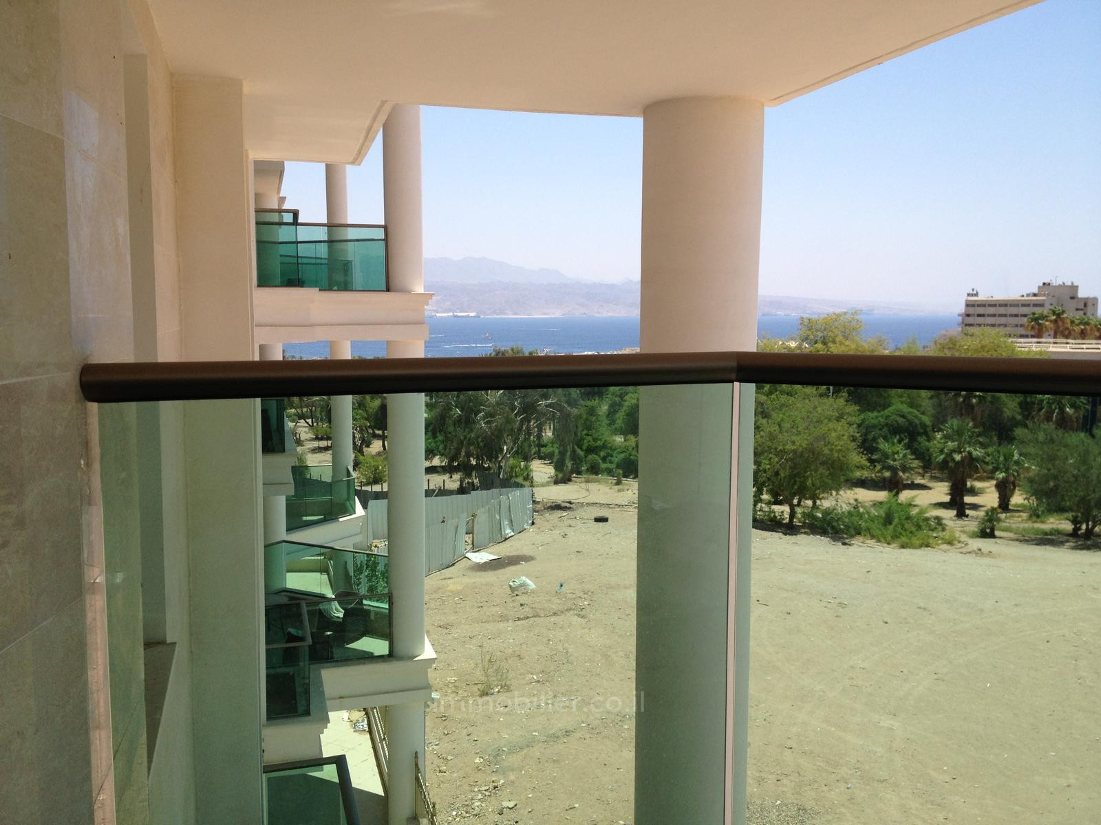 Apartamento 4 cômodos Eilat Bairro dos Hotéis 288-IBL-239