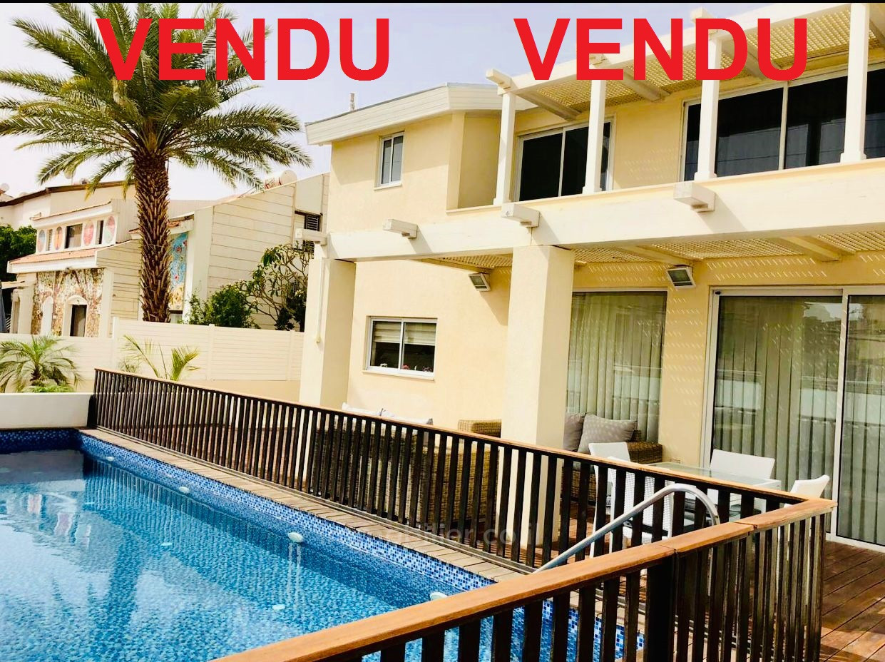 Casarão 5 cômodos Eilat Ganim aleph 288-IBL-240