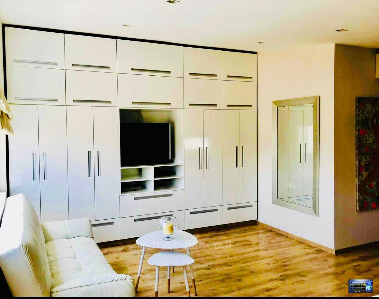 Casarão 5 cômodos Eilat Ganim aleph 288-IBL-240