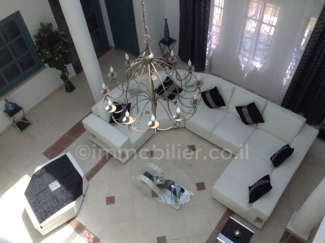 Casarão 4 cômodos Eilat Ganim beth 288-IBL-290