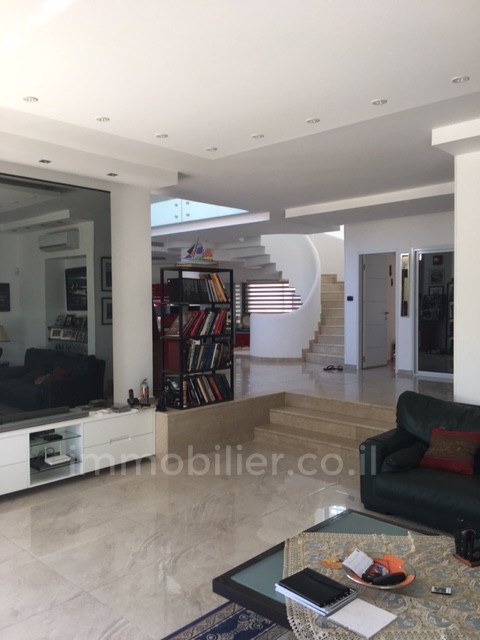 Casarão 10 cômodos Eilat Ganim beth 288-IBL-332