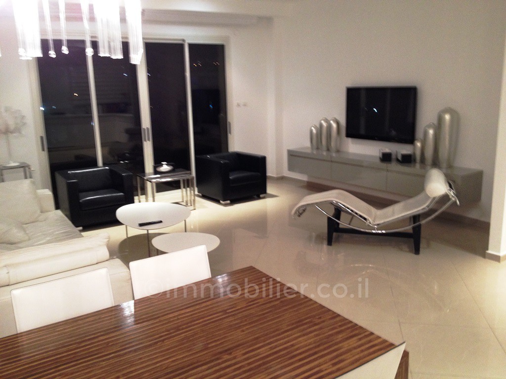 Cobertura 4 cômodos Eilat Bairro dos Hotéis 288-IBL-353