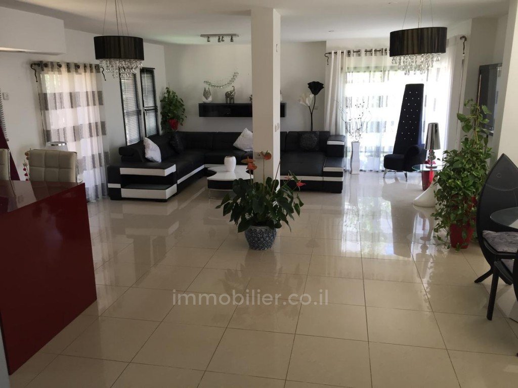 Casarão 10 cômodos Eilat Ganim aleph 288-IBL-441