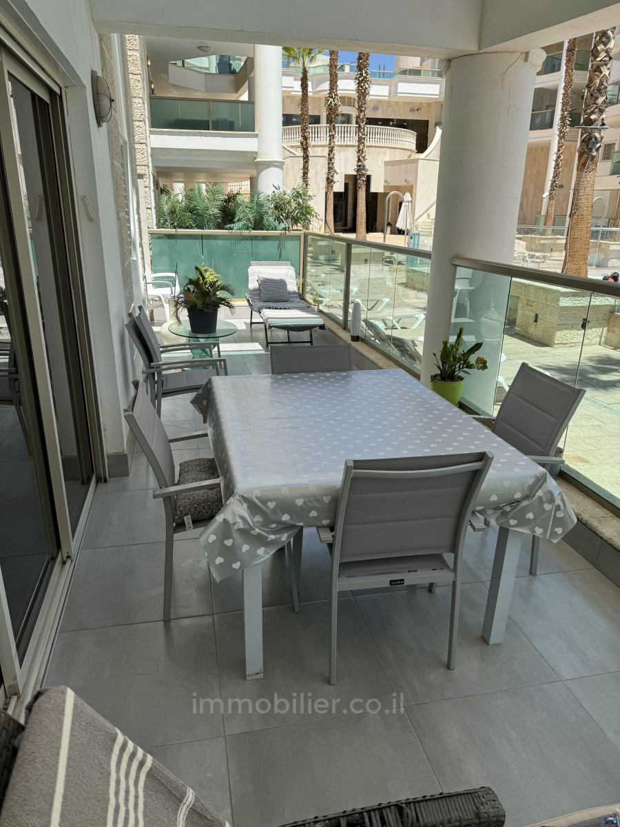 Apartamento garden 3 cômodos Eilat Bairro dos Hotéis 288-IBL-478