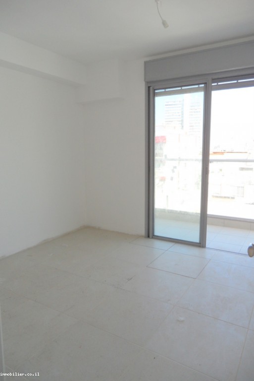 Apartamento 4 cômodos Tel Aviv Região marítima 291-IBL-520
