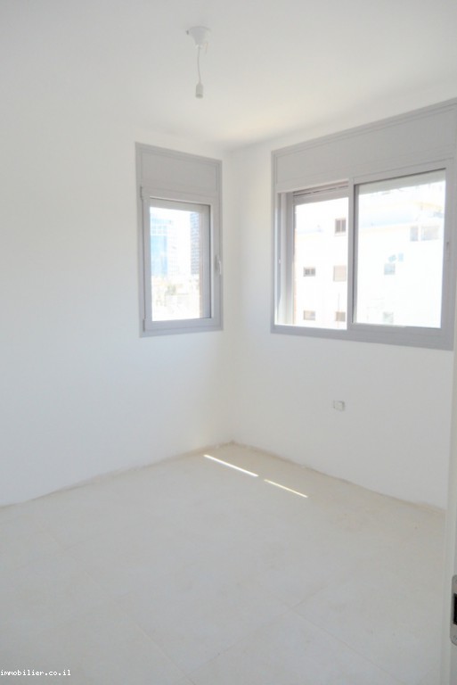 Apartamento 4 cômodos Tel Aviv Região marítima 291-IBL-520