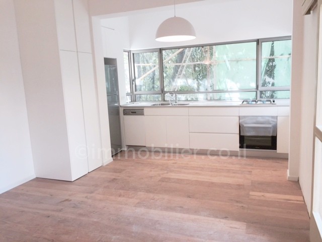 Apartamento 3 cômodos Tel Aviv Região marítima 291-IBL-568