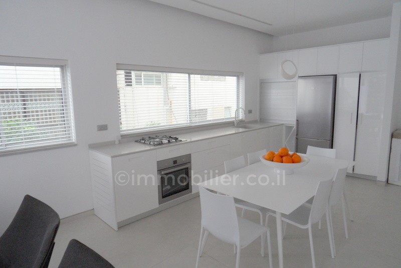 Apartamento 3 cômodos Tel Aviv Região marítima 291-IBL-593
