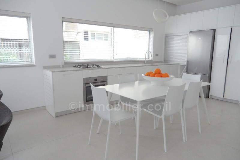 Apartamento 3 cômodos Tel Aviv Região marítima 291-IBL-593