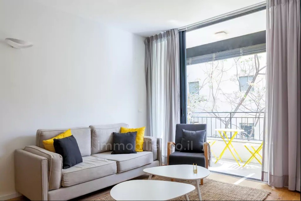 Apartamento 3 cômodos Tel Aviv Primeira linha de mar 291-IBL-642