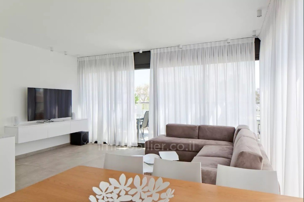 Duplex-Cobertura 5 cômodos Tel Aviv Primeira linha de mar 291-IBL-643