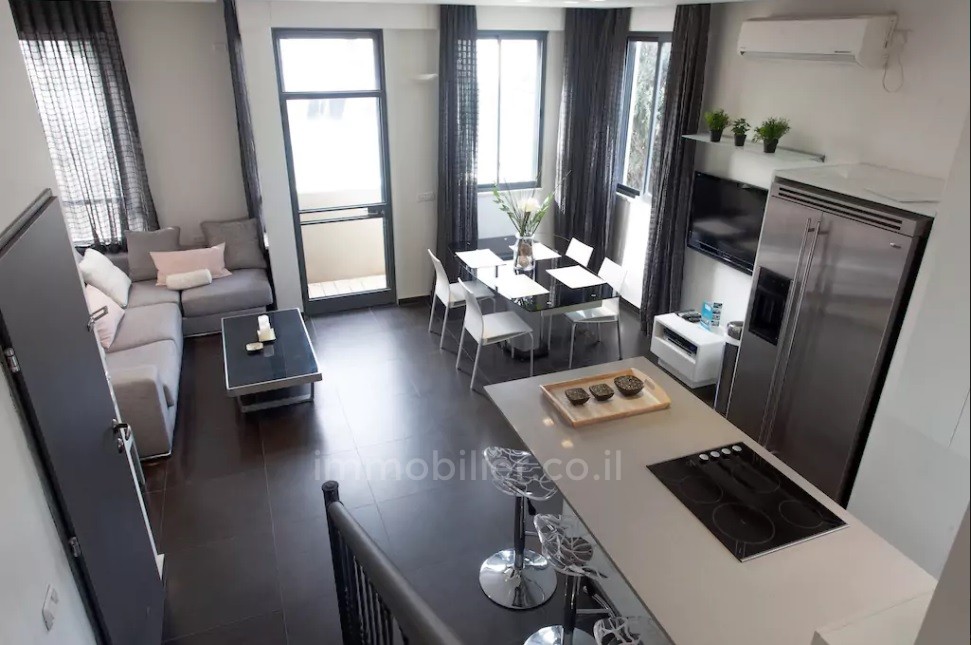 Duplex-Cobertura 3 cômodos Tel Aviv Rothshild 291-IBL-645