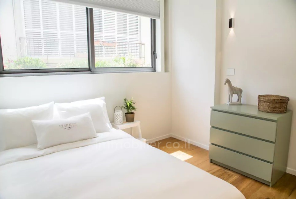 Apartamento 4 cômodos Tel Aviv Rothshild 291-IBL-647