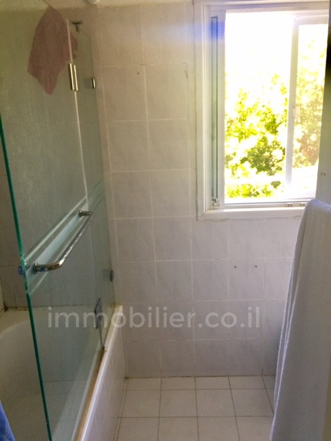 Apartamento 2.5 cômodos Tel Aviv Região marítima 291-IBL-651