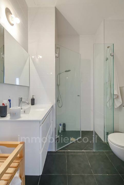 Apartamento 2 cômodos Tel Aviv Região marítima 291-IBL-668