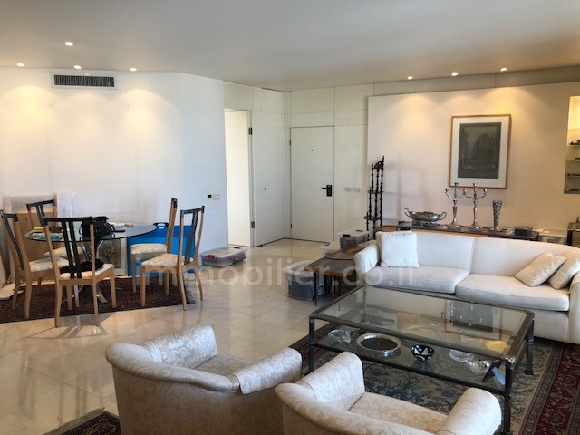 Apartamento 4 cômodos Tel Aviv Centro da cidade 291-IBL-669