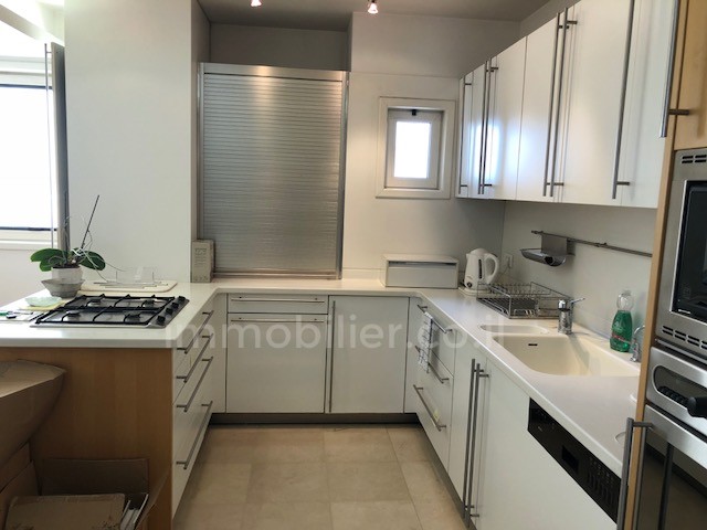 Apartamento 4 cômodos Tel Aviv Centro da cidade 291-IBL-669