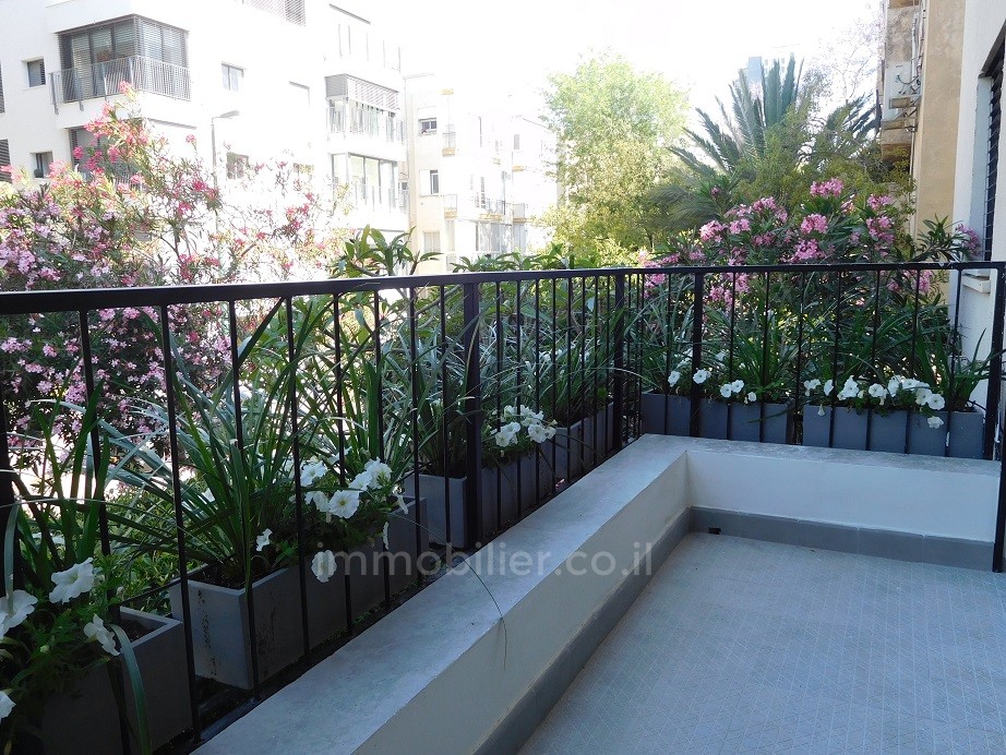 Apartamento 3 cômodos Tel Aviv Região marítima 291-IBL-671