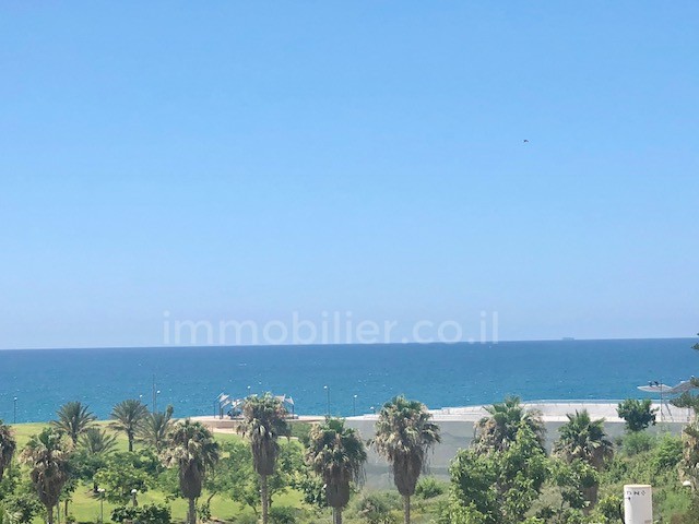 Duplex 3 cômodos Tel Aviv Yaffo 291-IBL-673
