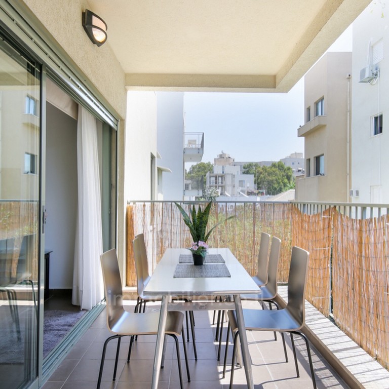 Apartamento 3 cômodos Tel Aviv Rothshild 291-IBL-679