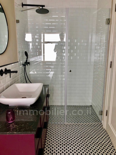 Apartamento 3 cômodos Tel Aviv Região marítima 291-IBL-685