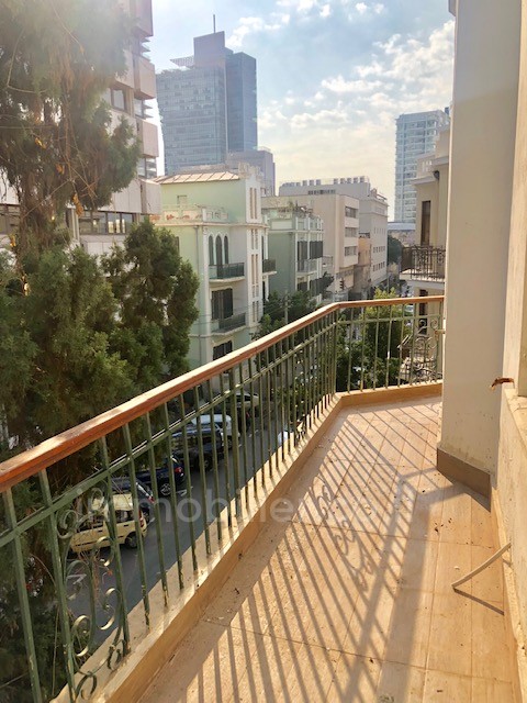 Apartamento 4 cômodos Tel Aviv Rothshild 291-IBL-697