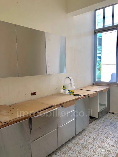 Apartamento 4 cômodos Tel Aviv Rothshild 291-IBL-697
